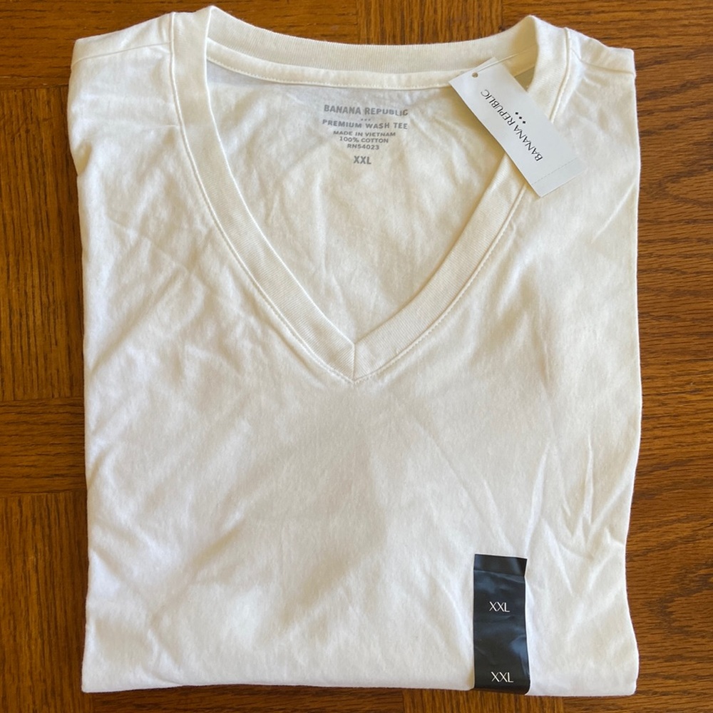 NWT Mens XXL Banana Republic T shirt